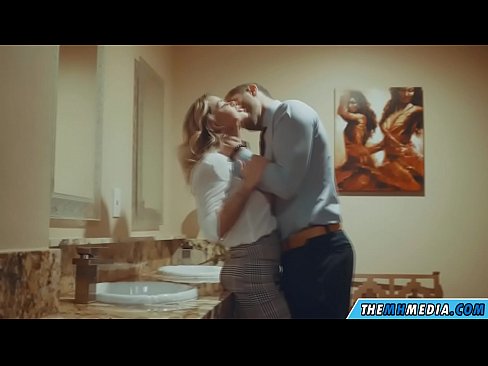 ❤️ Þegar busty ljóska tælir þig á almenningssalerni Fjandinn myndband  á is.downloadassertion.top ❌❤